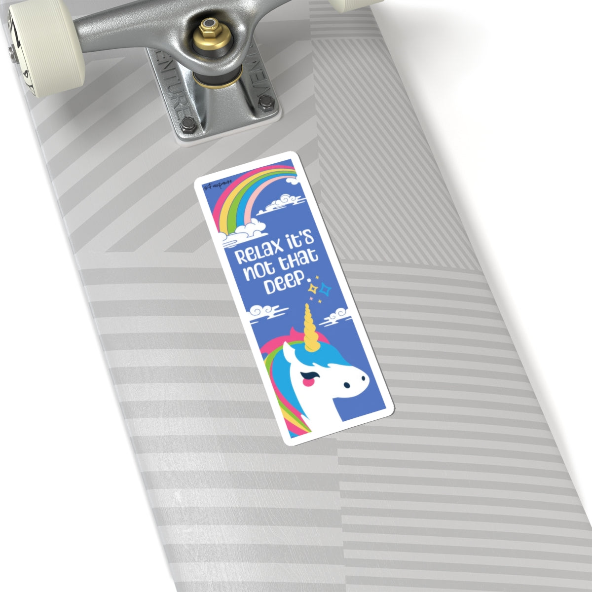 Chromatic naïveté under symbolic compression - Sticker