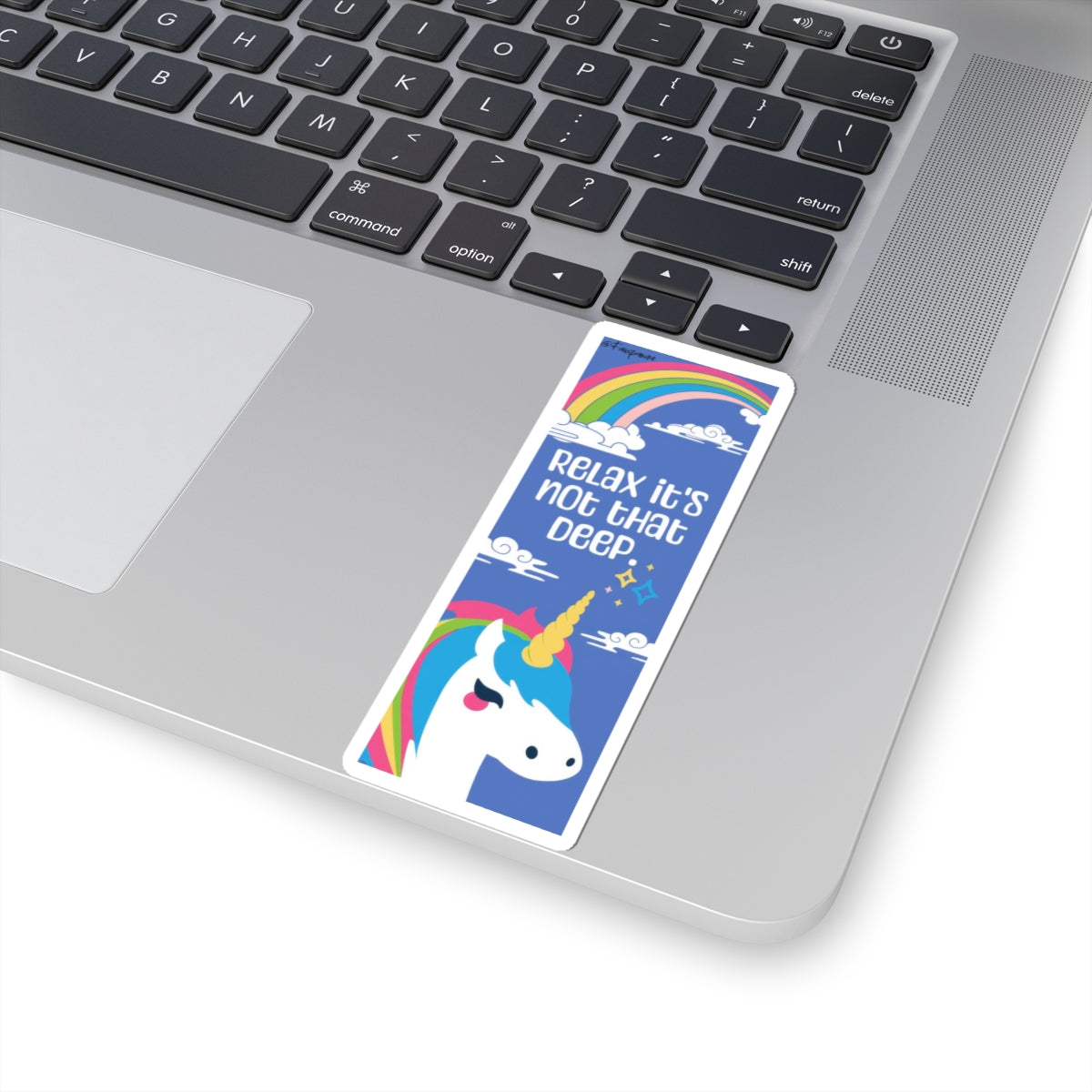 Chromatic naïveté under symbolic compression - Sticker